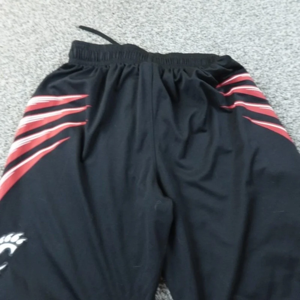 Cincinnati Bearcats Shorts Mens M Black Red Adidas NCAA Basketball Athletic Mesh